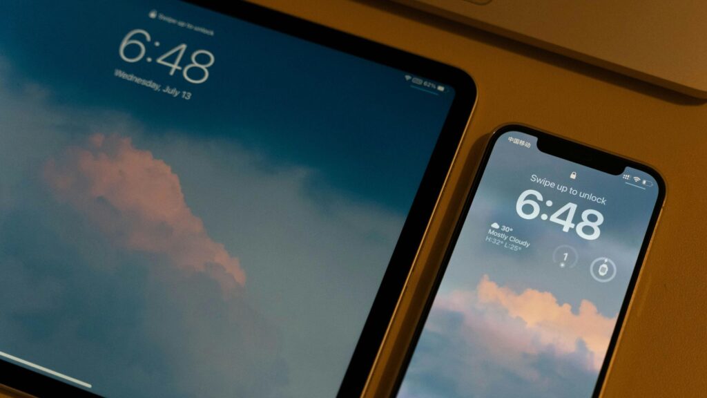 Mobile Optimization: Boost Rankings & UX